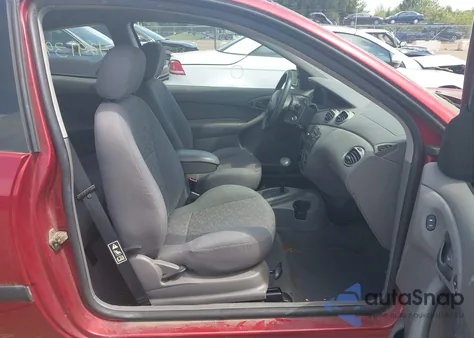 2003 Ford Focus Zx3 из США, поврежденный, VIN 3FAFP31303R115241